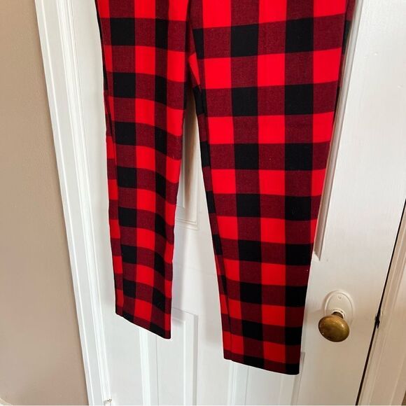 Red and Black plaid Old Navy Harper relaxed fit mid rise pants sz0 - Picture 9 of 10